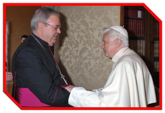  Dom Mauro Montagnoli e o Papa Emérito Bento XVI 
