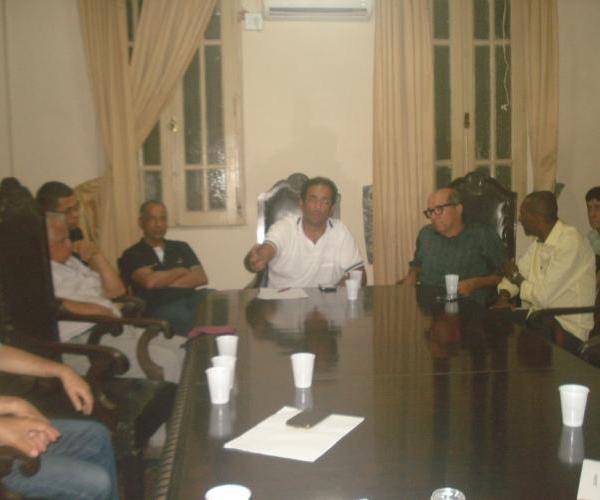 Numa importante reunião realizada na ASSOCIAÇÃO COMERCIAL DE ILHÉUS na última sexta feira (28-10-2016) com as representações do Comércio, Indústria e Agricultura, o Prefeito Eleito MARÃO e o Vice Prefeito JOSÉ NAZAL falaram que o seu Governo será um Governo de parceria com todas as Entidades de Ilhéus, sempre ouvindo todos e contando com o apoio e a ajuda dessas Entidades.