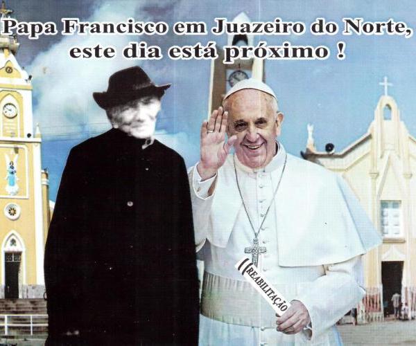 Na última semana, mais uma vez, JOSÉ LEITE manda colar num Mural, um cartaz do tamanho de um Outdoor na Rua SÃO PEDRO, esquina com a Avenida Dr. FLORO em JUAZEIRO DO NORTE, a foto do PADRE CÍCERO e o PAPA FRANCISCO onde milhares de pessoas transitam por esse local.